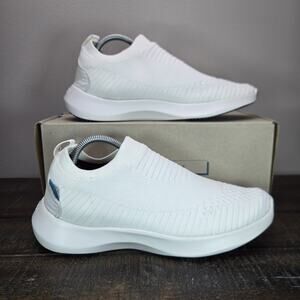 Vessi Everyday Move Slip On Womens Size 7 Waterproof Shoes Sneakers White